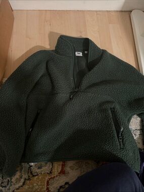 Aritzia Dark Green Polartec Half-Zip Pullover